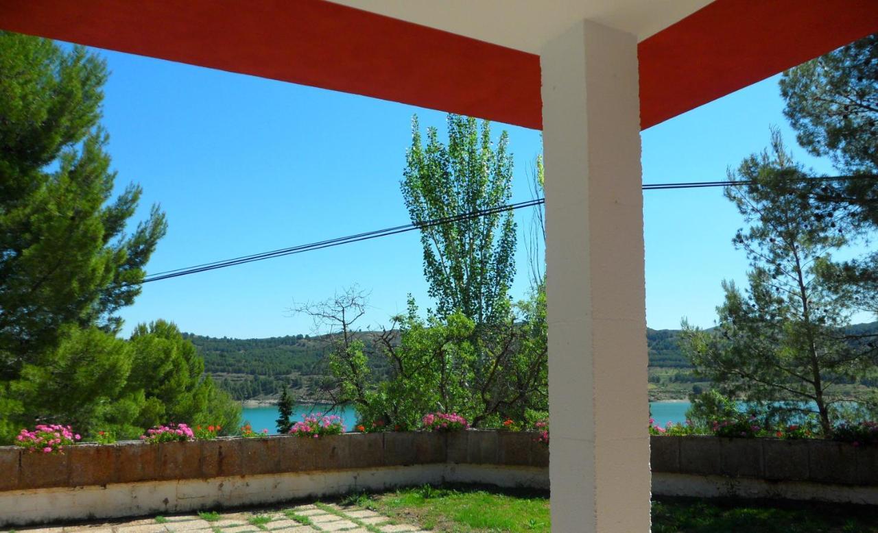 Lago Resort Nuévalos Buitenkant foto