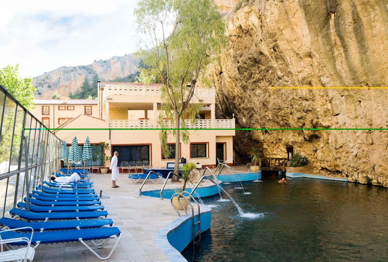 Lago Resort Nuévalos Buitenkant foto